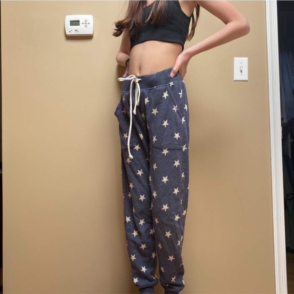 STAR SWEATPANTS